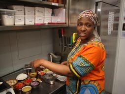 Restoran Uganda, Beograd na vodi