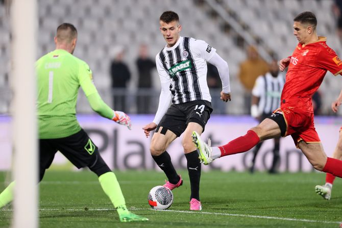 FK Napredak, FK Partizan FK Napredak, FK Partizan