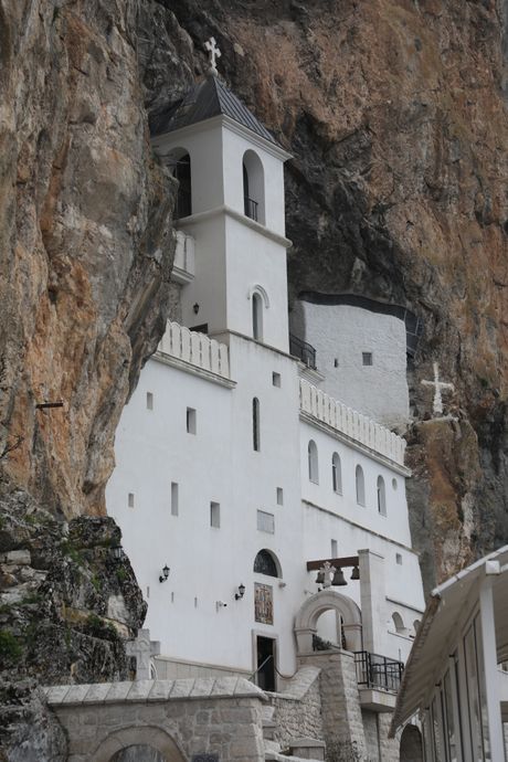 Manastir Ostrog