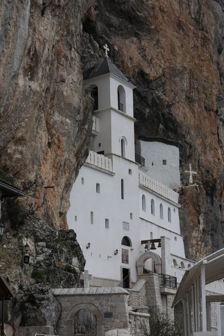 Manastir Ostrog