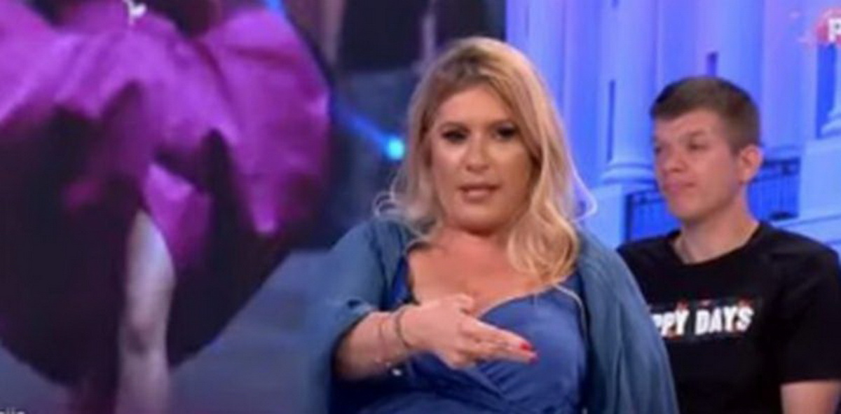 "Izbacili su me iz stana!" Razvodi se Jelena Golubović - šokirala priznanjem o mužu i "paklu" sa svekrvom