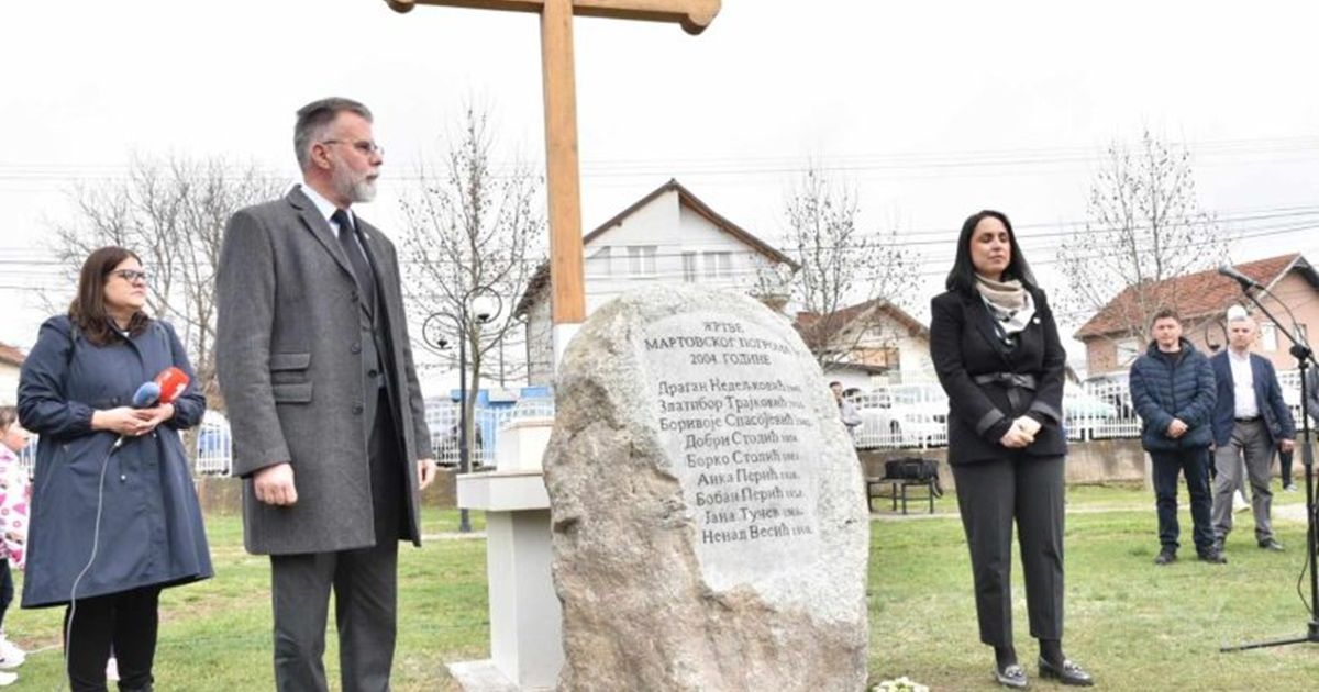 Negovanje sećanja na najteži dan srpskog stradanja na KiM: U Gračanici otkriven spomenik žrtvama 17. marta