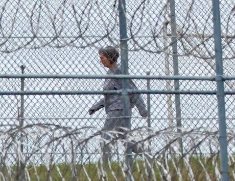 Gislejn Maksvel u zatvoru u Talahasiju na Floridi