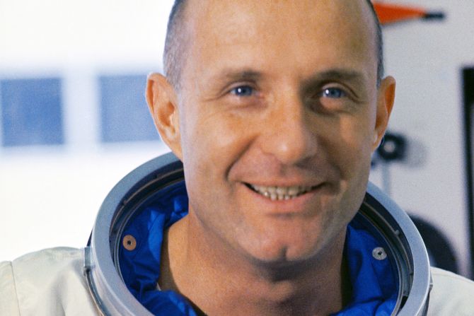 Tomas Staford Tomas Staford