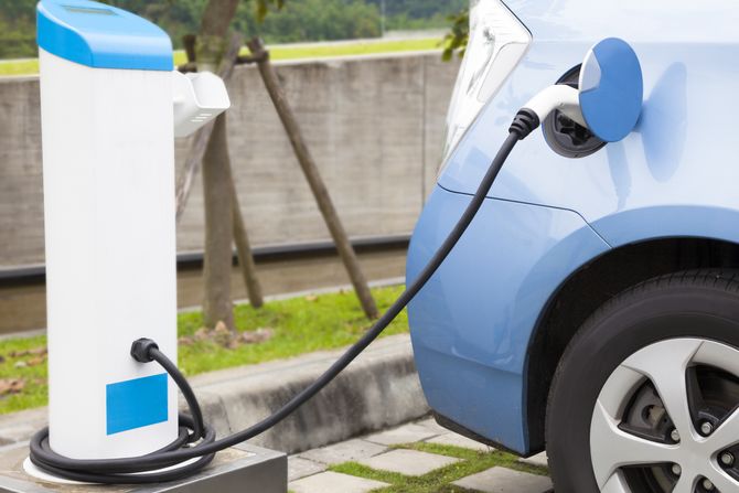 električni punjač za automobile, electric car charger