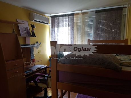 Soba izdavanje, krevet