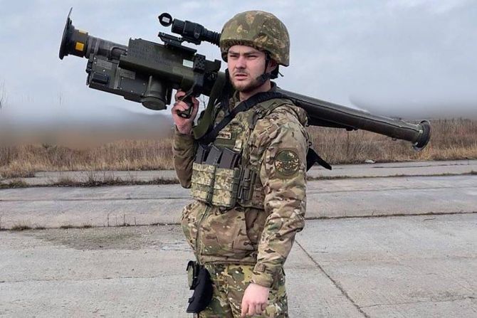 Ukrajina vojnik snajperista Oleksej Gvardijec brigada Burevi Ukrajina vojnik snajperista Oleksej Gvardijec brigada Burevi