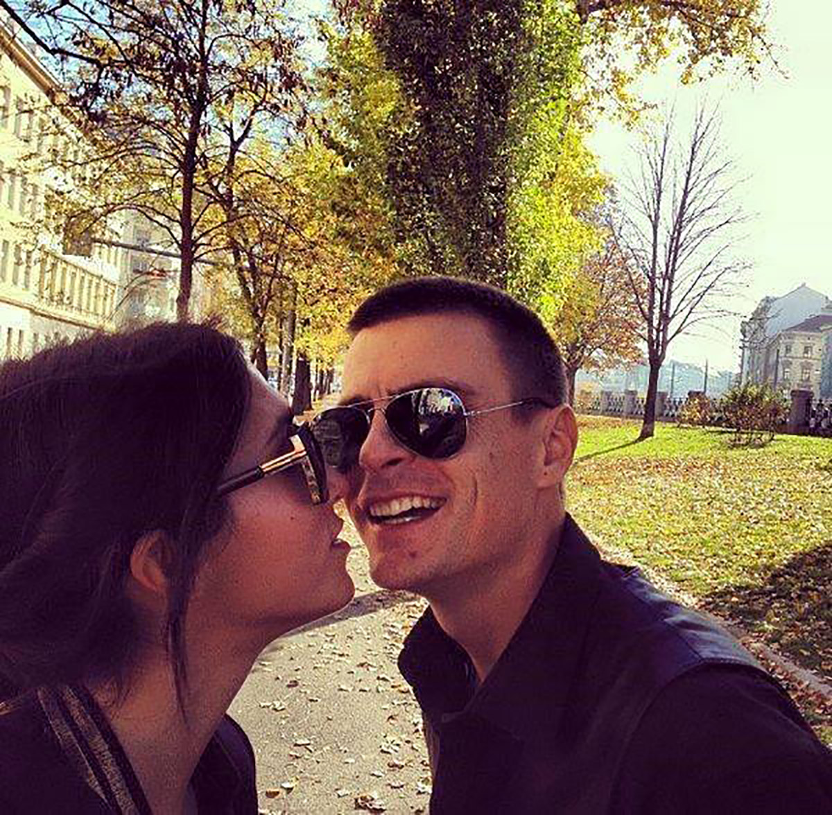 Sa glumicom bio na korak do oltara: Vuk Kostić (46) konačno stao na ludi kamen, a ovo su sve njegove ljubavi