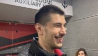 Mitrović sa navijačima poveo pevanje Teu: "Zaslužio je, to dovoljno govori kakav je bio njegov učinak"