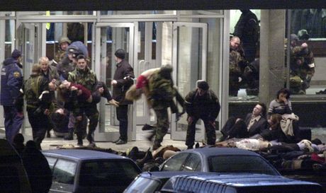 RUSIJA MOSKVA TERORISTIČKI NAPADI -  23-26. oktobar 2002. Moskva pozorište