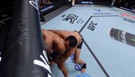 Kao zver u kavezu, neviđeno u UFC-u: Debitant brutalno zario zube u protivnika i završio profi karijeru