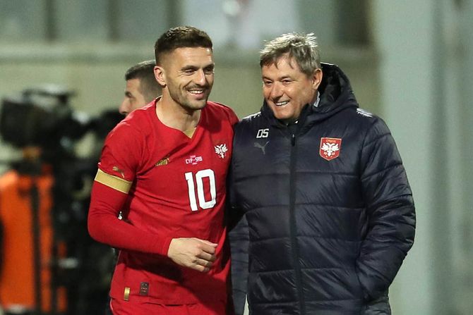Dušan Tadić, Dragan Stojković Piksi, Fudbalska reprezentacija Srbije Dušan Tadić, Dragan Stojković Piksi, Fudbalska reprezentacija Srbije