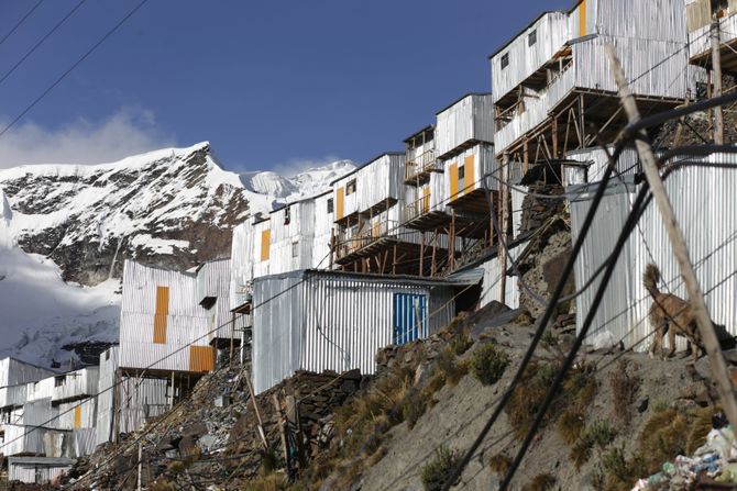 Grad La Rinconada, Peru