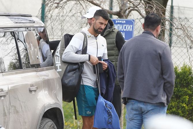 Novak Đoković, teniski tereni Baseline, Kosutnjak