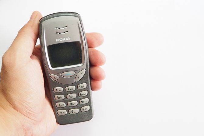 Nokia 3210