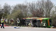 Majka sa 3 dece bila u autobusu koji se prevrnuo kod Lajpica: Vozači se posvađali pre strašne nesreće?