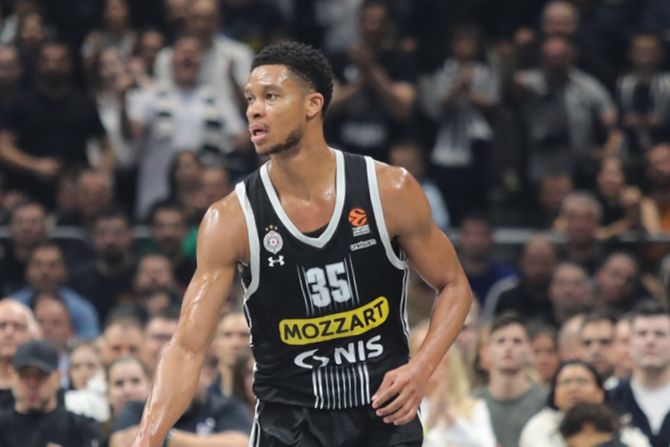 Košarka Evroliga KK Partizan KK Olimpijakos, Pi Džej Doužer Košarka Evroliga KK Partizan KK Olimpijakos, Pi Džej Doužer