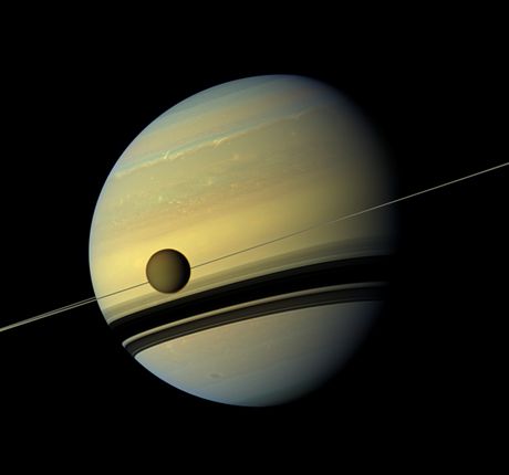 Saturn i Titan
