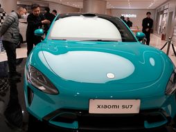 Kineska kompanija Xiaomi danas predstavlja svoj prvi električni automobil SU7