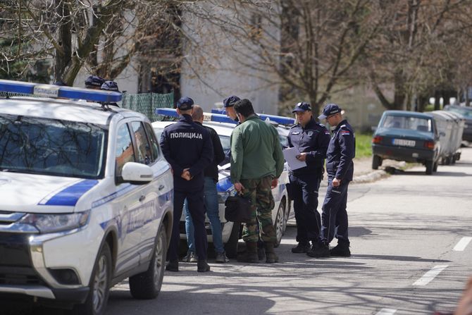 Policija, Banjsko polje