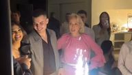 Gala proslava Živojinovića: Viktor slavi 26. rođendan sa devojkom, Brena se "dohvatila" mikrofona
