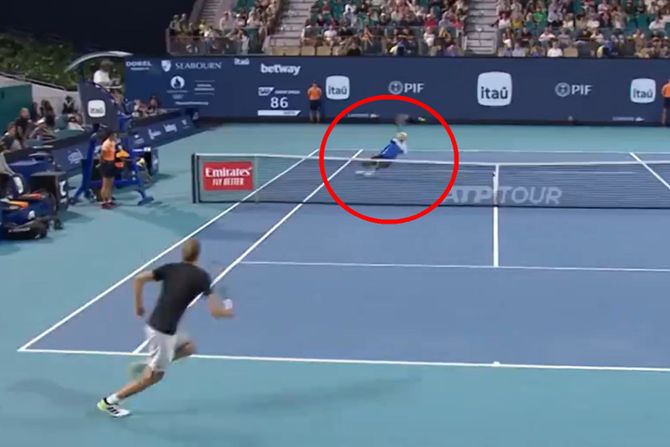 Grigor Dimitrov se snalazi protiv Aleksandra Zvereva Grigor Dimitrov se snalazi protiv Aleksandra Zvereva
