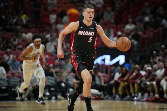 Nikola Jović Nikola Jović