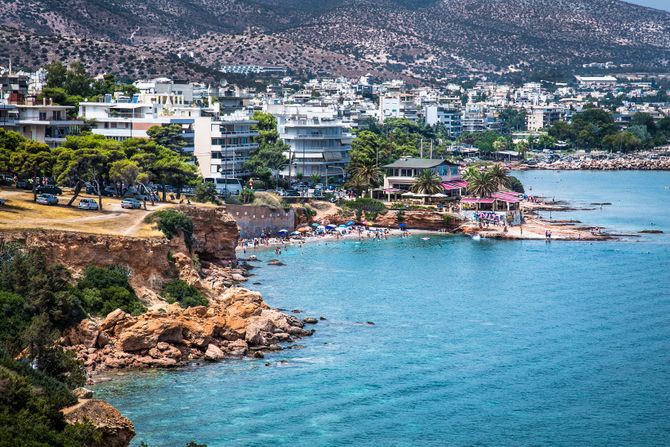 Vari, Varkiza, Grčka