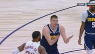 Jokić se baš iznervirao zbog jedne sudijske odluke: Pogledajte kako je krenuo u raspravu sa arbitrima