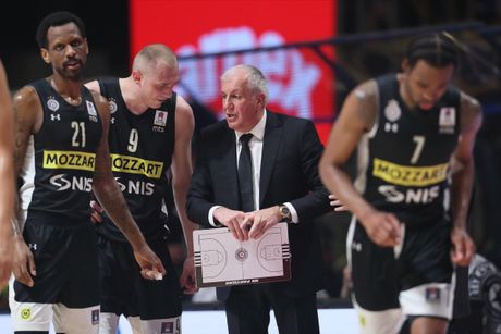 Željko Obradović - Kevin Panter - Džejms Naneli - Alen Smailagić - KK Partizan Željko Obradović - Kevin Panter - Džejms Naneli - Alen Smailagić - KK Partizan