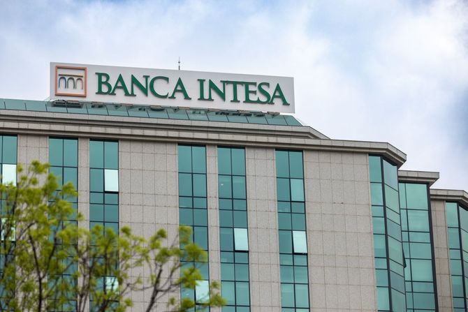 Banca Intesa