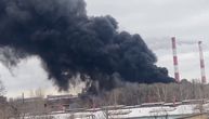 Potpuno ugašen požar u fabrici u Jekaterinburgu u Rusiji