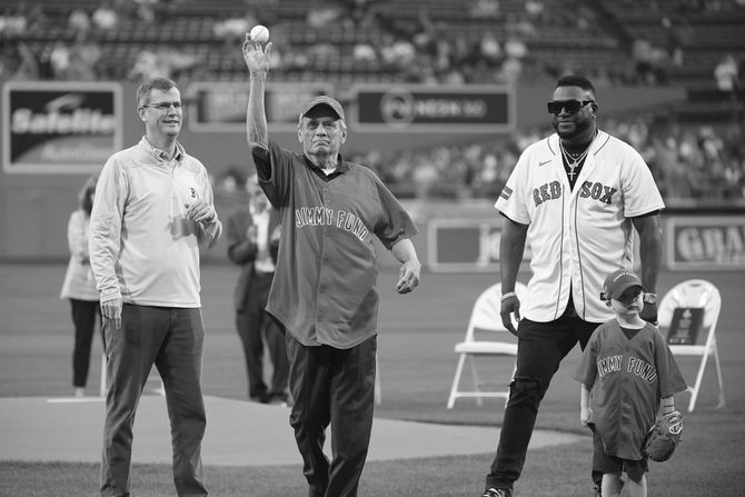 Bejzbol Boston Red Soks Leri Lučino Boston Red Sox president Larry Lucchino