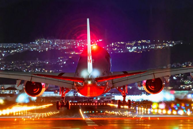 Avioni Japan Noć Avioni Japan Noć