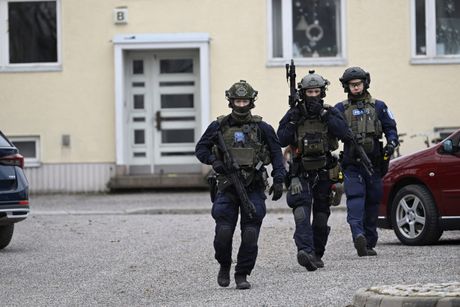 Viertola osnovna škola policija pucnjava Finska Viertola osnovna škola policija pucnjava Finska