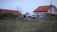 Inspektori oko kuće kod koje je nestala mala Danka u Banjskom Polju: Ponovo kopaju, stigla i forenzika?