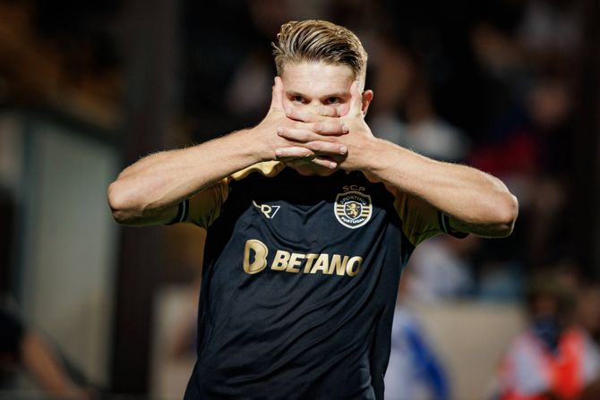 Viktor Đokereš - Sporting Lisabon Viktor Đokereš - Sporting Lisabon