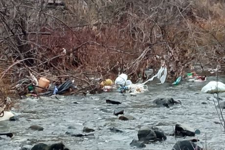 Priroda ekologija zagađena Semegnjevska reka smeće čišćenje Zlatibor