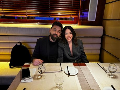 a Mina Naumović i Ognjen Amidžić a Mina Naumović i Ognjen Amidžić