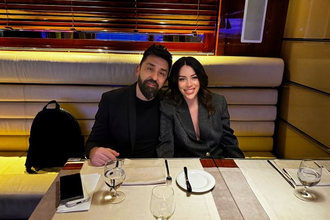 a Mina Naumović i Ognjen Amidžić a Mina Naumović i Ognjen Amidžić