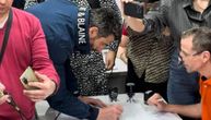 Šapić dao potpis listi SNS za beogradske izbore na opštini Savski venac
