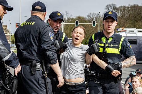 Greta Tunberg  privođenje uhapšena Holandija