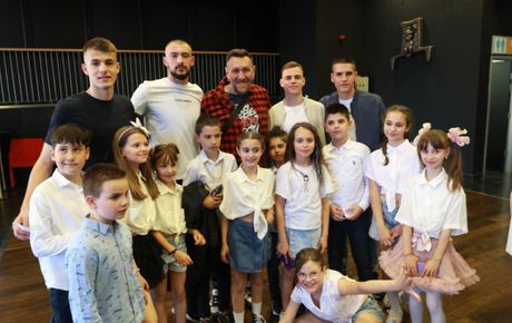FK Partizan, druženje sa mališanima