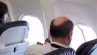 Svi u šoku gledali Kristinin snimak: U avionu uhvatila pilota kako namešta prozor u kabini pred poletanje
