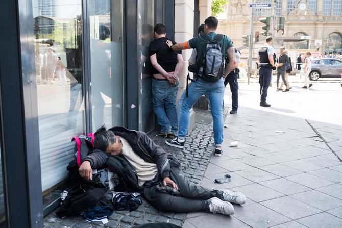 Frankfurt, beskućnici i zavisnici na ulicama