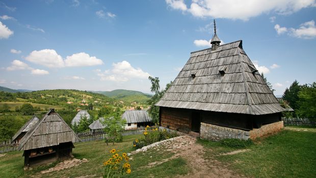 Sirogojno, selo