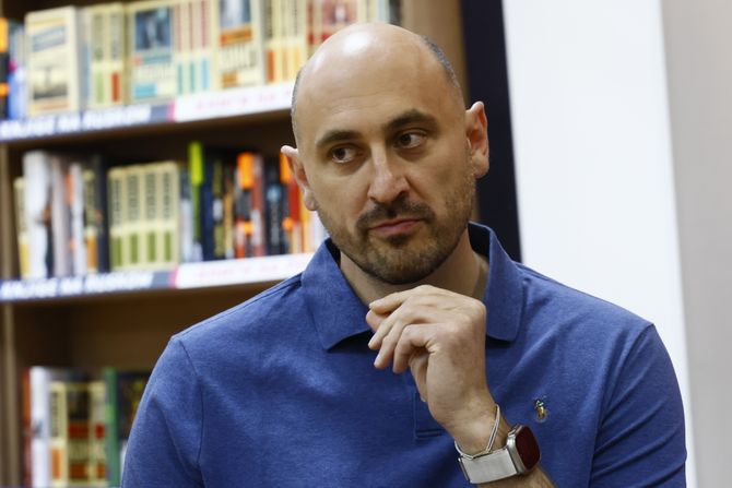 Promovisana knjiga "Dušan Ivković - Moj krst, moja priča" Promovisana knjiga "Dušan Ivković - Moj krst, moja priča"