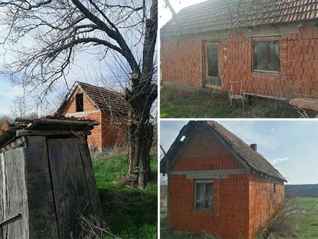 Kuća u selu Vučić kod Rače kragujevačke