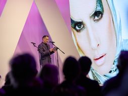 Aplauz za Slađanu Milošević