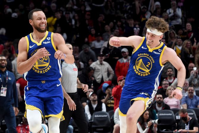 Stef Kari i Brendin Podzijemski - Golden Stejt Voriors Stef Kari i Brendin Podzijemski - Golden Stejt Voriors